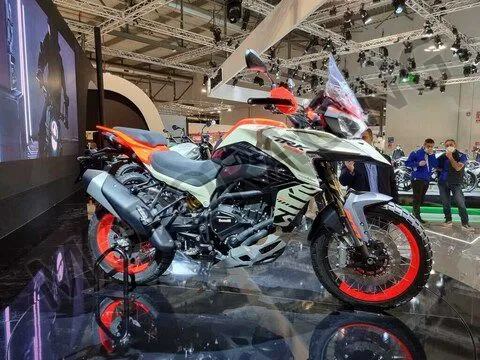 Ενημερωθείτε τώρα για το νέο Benelli TRK 800 2022