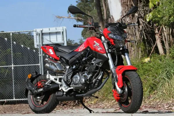 Μηχανή Benelli Tornado Naked T 125