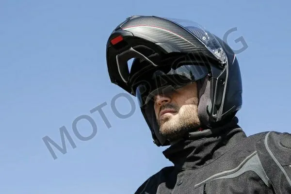 Σπαστά κράνη (Flip - Up) μηχανής