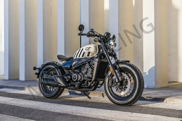 CFMOTO 450CL-C Bobber: Όταν η εργοστασιακή custom τελειότητα κοστίζει λιγότερο από ό,τι φαντάζεσαι