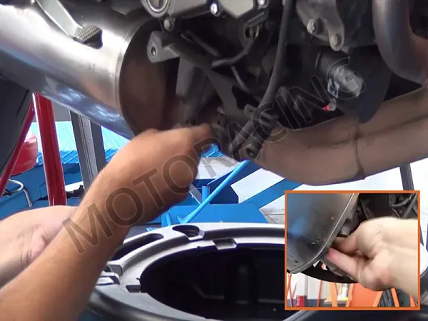 Αλλαγή λαδιών και φίλτρο λαδιού μηχανής & scooter