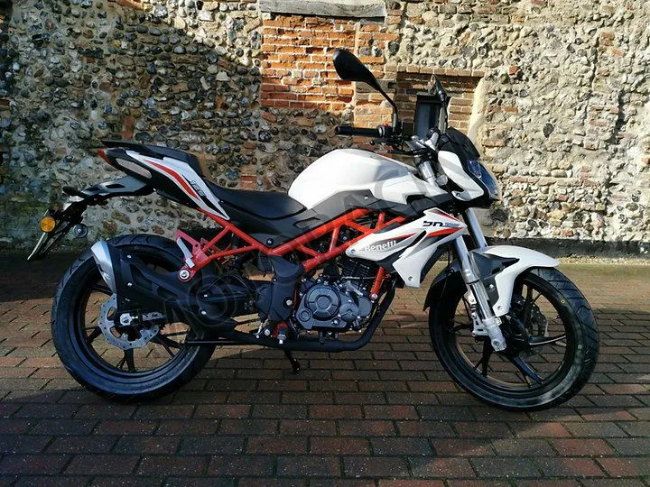 BENELLI BN 125i E5 ΛΕΥΚΟ