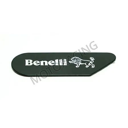 ΑΥΤΟΚΟΛΛΗΤΟ ΣΤΟ ΚΑΠΑΚΙ ΣΥΜΠΛ. ΜΕΓΑΛΟ BENELLI LEONCINO 500 17'-22' / TRAIL 18'-22' ΓΝΗΣΙΟ