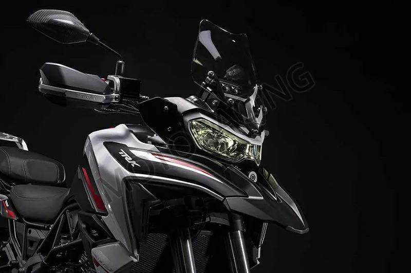 BENELLI TRK 702 EURO 5 ABS ΛΕΥΚΟ PEARL