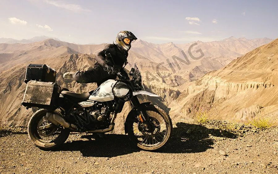 ROYAL ENFIELD HIMALAYAN 450 KAMET WHITE
