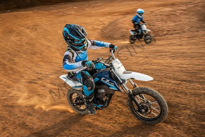 ΠΑΙΔΙΚΗ ΜΗΧΑΝΗ ENDURO CF MOTO CX-5E ΜΠΛΕ