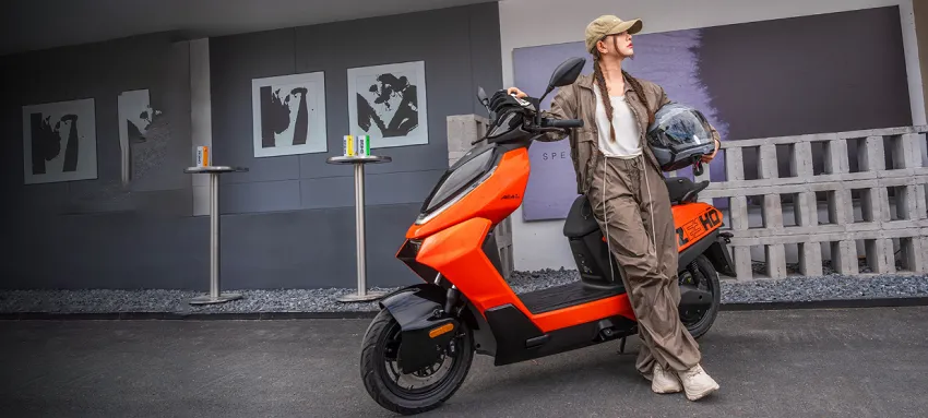 ΗΛΕΚΤΡΙΚΟ SCOOTER ZEEHO AE4 1600W ΠΟΡΤΟΚΑΛΙ
