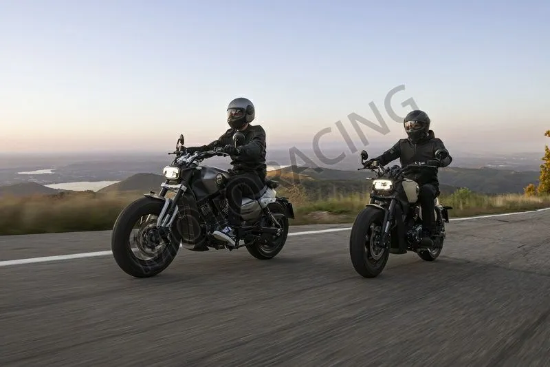 BENELLI LEONCINO BOBBER 400 E5+ ΚΑΦΕ ΚΡΕΜ