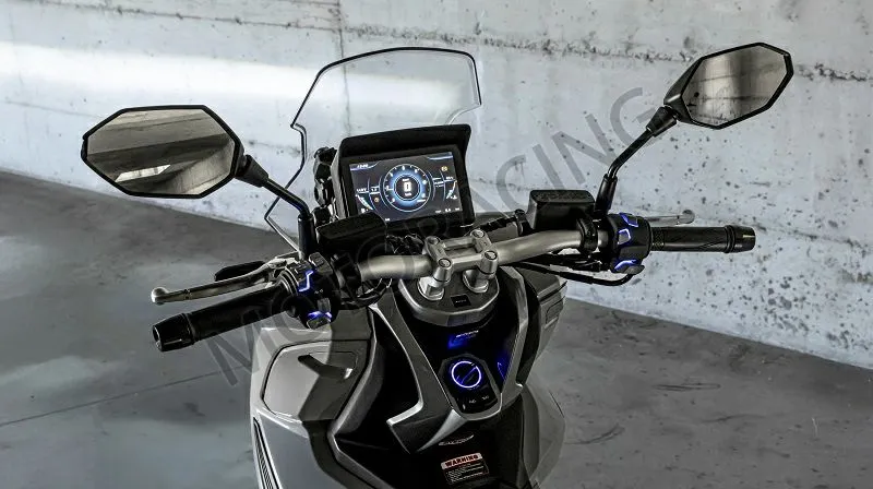 KEEWAY XDV 125 EVO PRO E5+ L/C ABS TFT ΓΚΡΙ ΜΕ ΣΧΑΡΑ