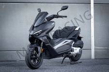Το νέο scooter Keeway Vieste 300 euro 5